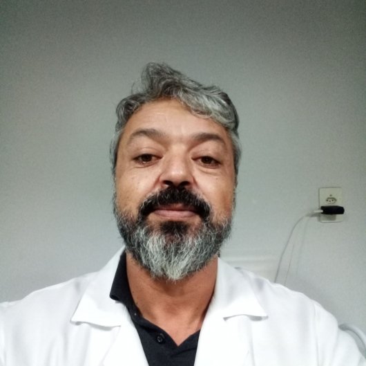 Dr. Gustavo Martins De Oliveira