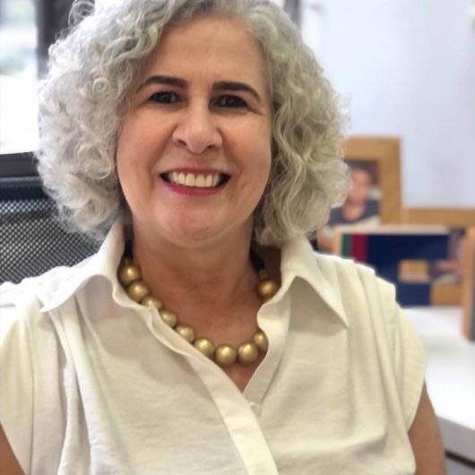 Dra. Maria José Bernardo