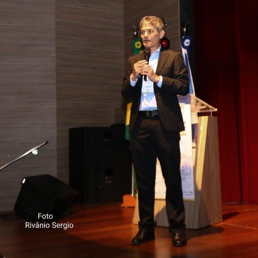 Dr. Josivan Gomes de Lima