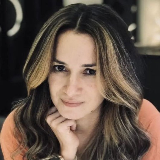 Dra. Georgia Coelho