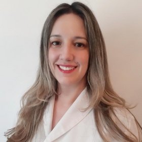 Dra. Elisa Breginski Duarte