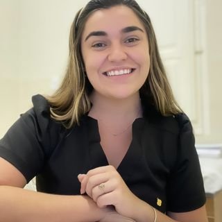 Dra. Laura Eneida Santos