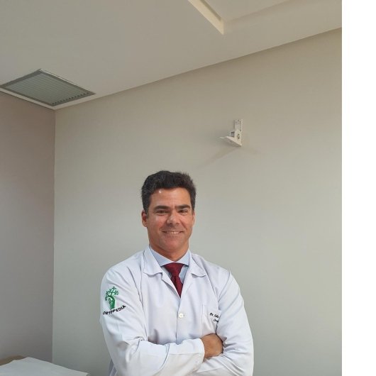 Dr. Fábio Guimarães de Almeida