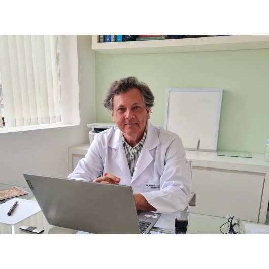 Dr. Roberto Arrigoni