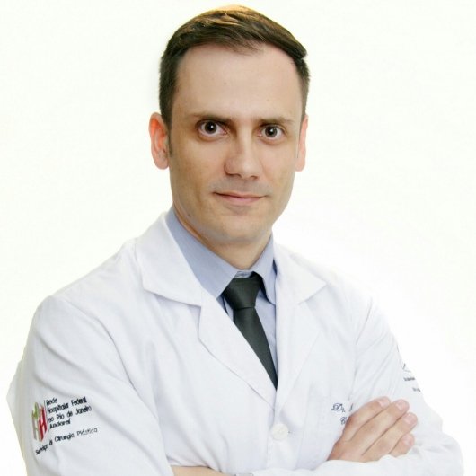 Dr. Rodrigo Fontana