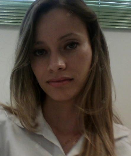 Juliana C. Bruno Cruz
