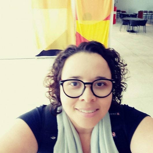 Prof. Camila Cristina Franco Nicolau