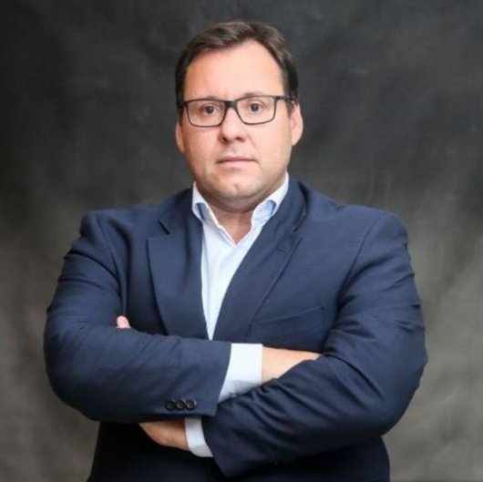 Dr. Gabriel Massot