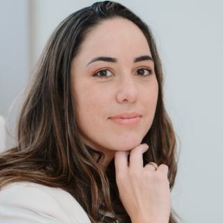 Dra. Juliana de Araujo Oliveira