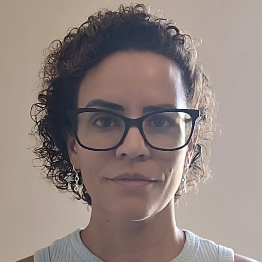 Tais Castro Quitério Rondan