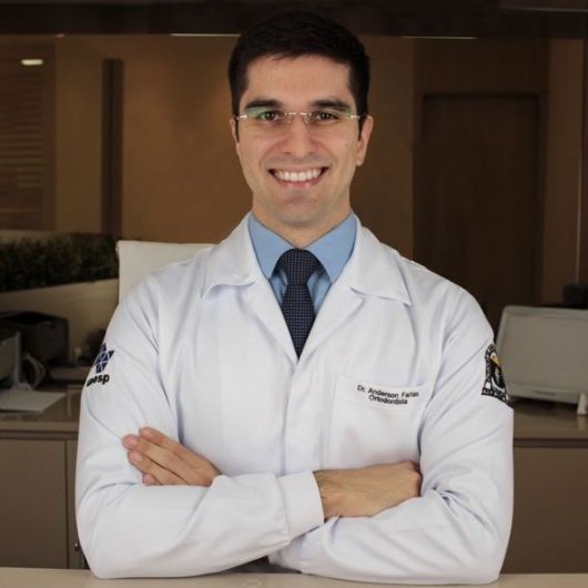Dr. Anderson Farias