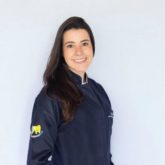 Dra. Mariane Ferrão
