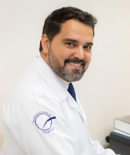Dr. Ricardo Goes Figueiras