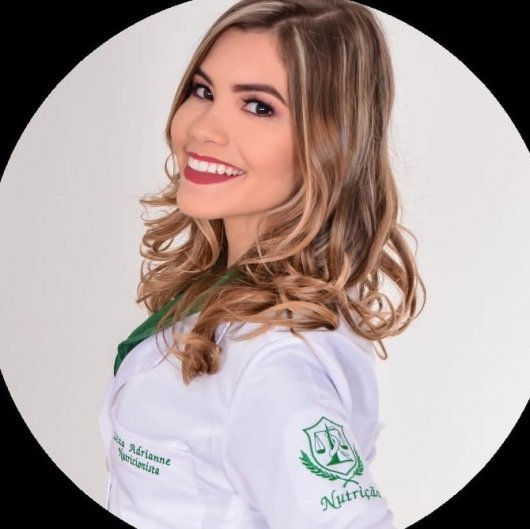 Liza Adrianne Torres de Oliveira