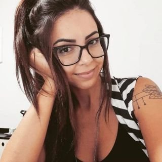 Dra. Caroline Bortoletto