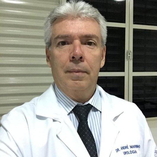Dr. André Marinho