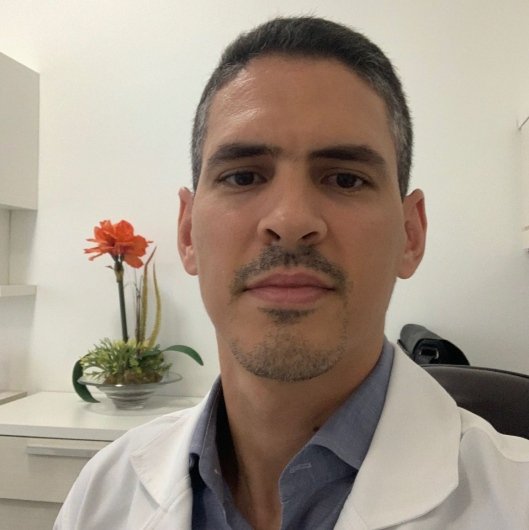 Dr. Emanuel Capistrano Costa Junior
