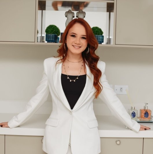 Dra. Yasmin Cunha