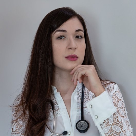 Dra. Daniela de Andrade