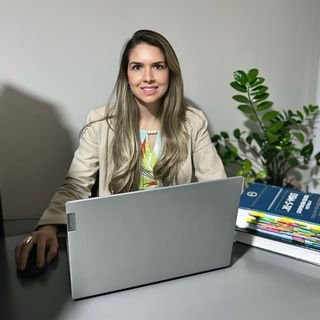Laísa L. Faina Gonçalves