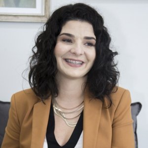 Dra. Karina Laurenti