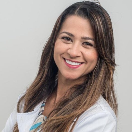 Dra. Aline Carvalho