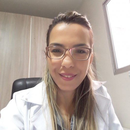 Dra. Elisangela Valentim