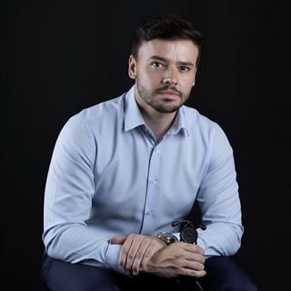 Dr. Victor Esteves