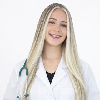 Dra. Geovana do Amaral Santana