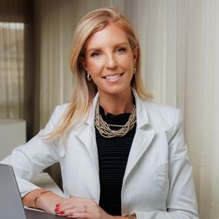 Dra. Ana Cristina Fenili
