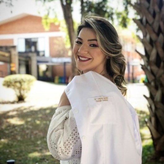Dra. Gabriela Martins