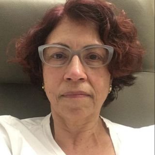 Dra. Debora Nagem Leal