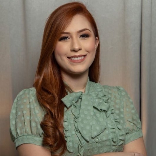 Renata B. Salviano