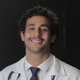 Dr. Bernardo Oliveira Soares