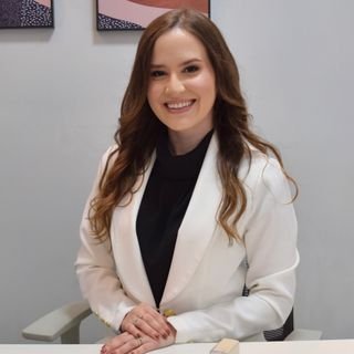 Dra. Renata Medeiros da Costa