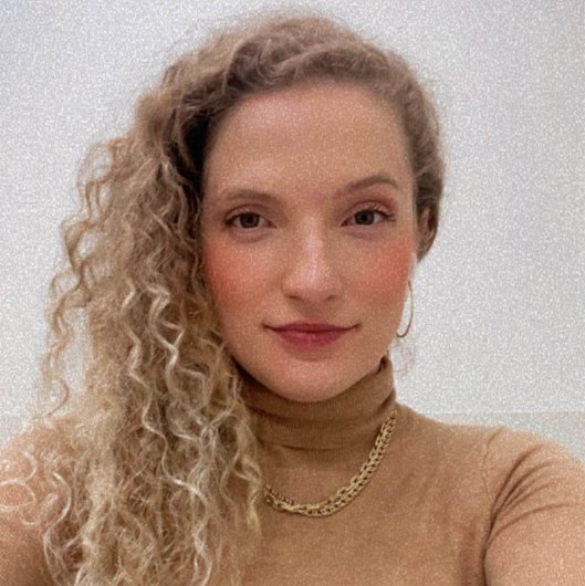 Dra. Leticia Quadros