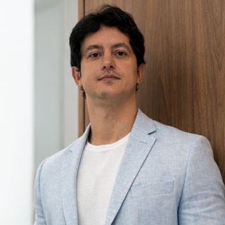 Dr. Túlio Telles
