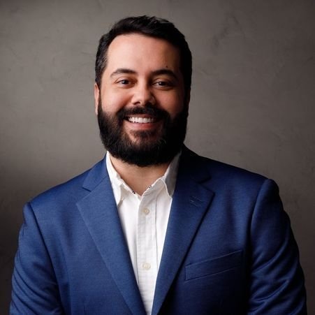 Dr. Thiago Aguiar