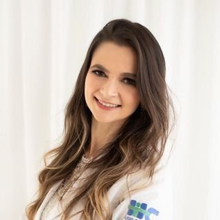 Dra. Ivna Mota Passos Teixeira