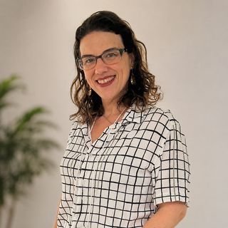 Lara Cunha Teixeira
