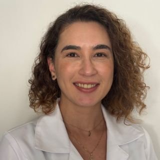 Dra. Debora de Moraes Sedano