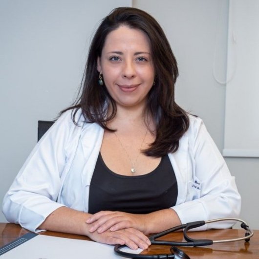 Dra. Priscila Cilene León Bueno de Camargo