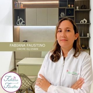 Dra. Fabiana Faustino