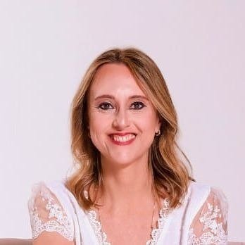 Prof. Melissa Esteves