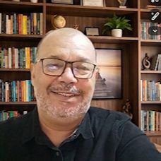 Dr. Luiz Carlos Barcellos Vianna