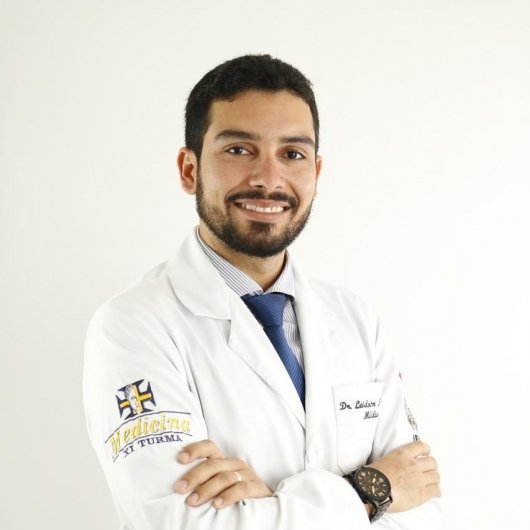 Dr. Leidson Rodrigo Teixeira Ribeiro