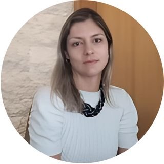 Dra. Tatiany Resende