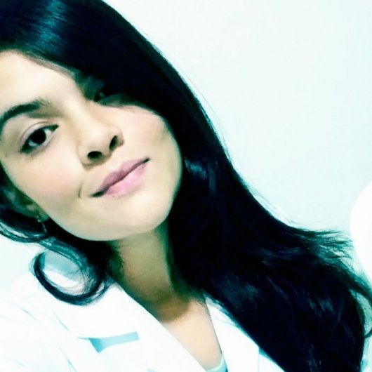 Dra. Bruna Torres