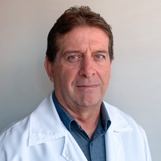 Dr. Fernando Ferreira