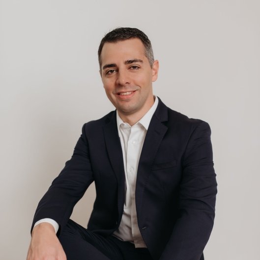 Dr. Gustavo Pupo Rosolino